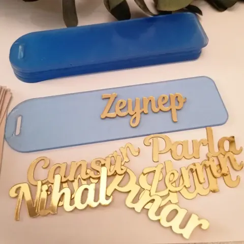 Atölyemizden pleksi isim ve yazı örneği